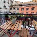 Palazzetto Di Neubourg